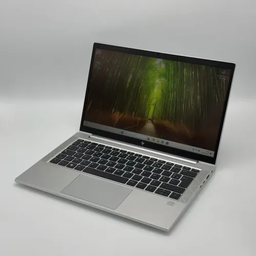 HP ELITEBOOK 835 G8 / RYZEN 5 5650U / 8GO DDR4 / 256Go SSD / 13.3 FHD 