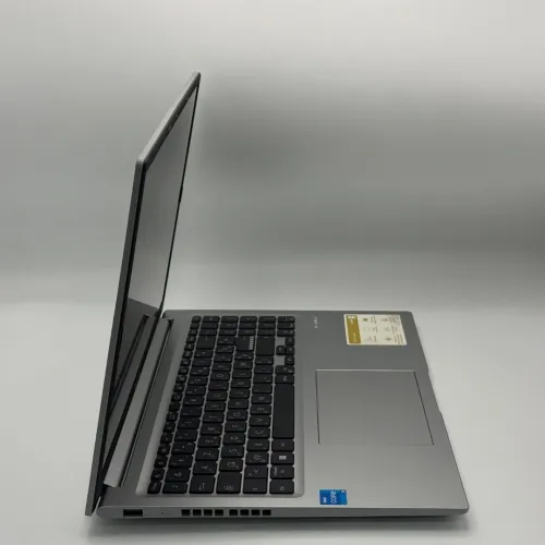 ASUS VIVOBOOK 16 / 11th I5-11300H / 8Go DDR4 / 1To SSD / 16 FHD