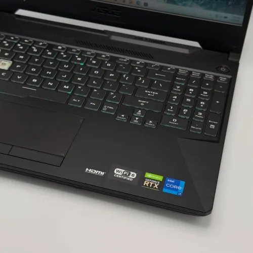 ASUS TUF Gaming F15 i7 11800H / 16 Go DDR4 / 512 Go SSD / RTX 3060 6 Go / 15.6 FHD 144 Hz