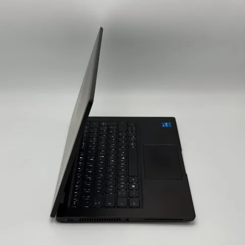 DELL LATITUDE 7320 Carbone / 11th i5-1145G7 / 16Go DDR4x / 256SSD / 13.3 FHD
