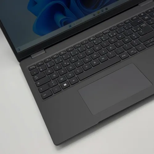 Dell Latitude 3540 / i5-1335U / 8 Go / 256 Go SSD NVMe / 15.6 FHD
