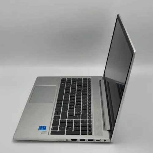 HP PROBOOK 450 G8 / 11th I5-1135G7 / 8GO DDR4 / 256SSD / 15.6 FHD