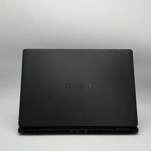HP OMEN Transcend O14 / ULTRA 9 185H / NVIDIA RTX 4070 8Go / 32Go DDR5 / 1TO SSD / 14 OLED 3k 120Hz