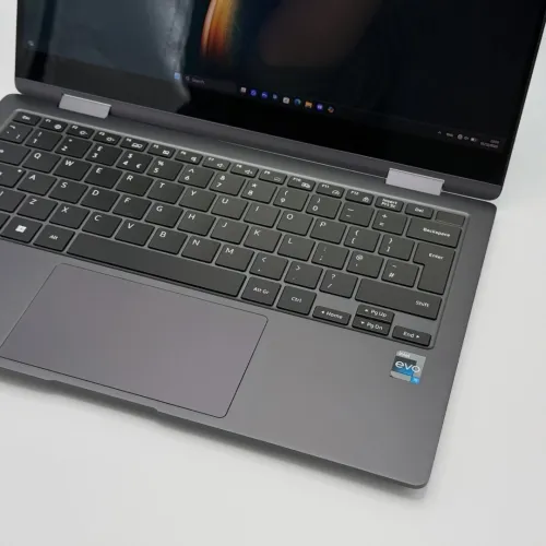 Samsung Galaxy Book3 360 / i5-1340P / 16 Go DDR4X / 512 Go SSD / OLED x360