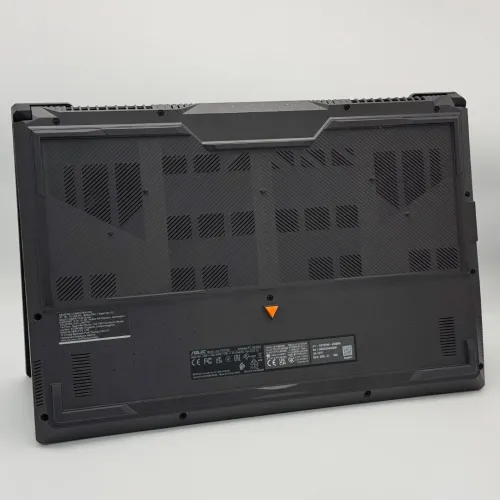ASUS TUF A17 / RYZEN 7 7735Hs / NVIDIA RTX 4060 8Go / 32Go DDR5 / 1To SSD / 17.3 FHD