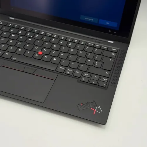 Lenovo ThinkPad X1 Carbon Tactile / i5-1245U / 32 Go DDR5 / 256 Go SSD / 14 FHD+