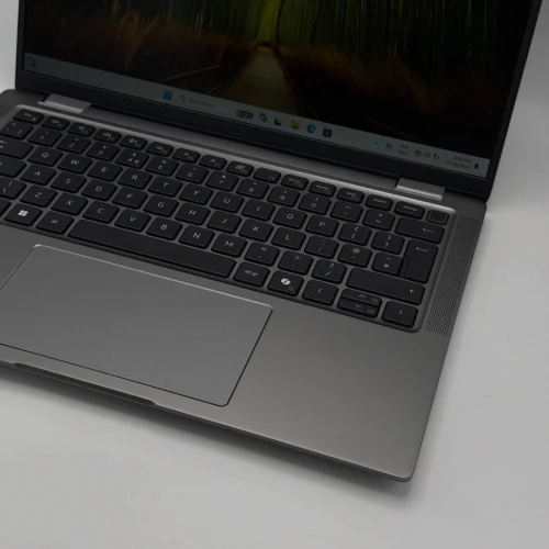 DELL LATITUDE 7450 / ULTRA 7 165U / 16GO DDR5 / 512SSD / 14 FHD+