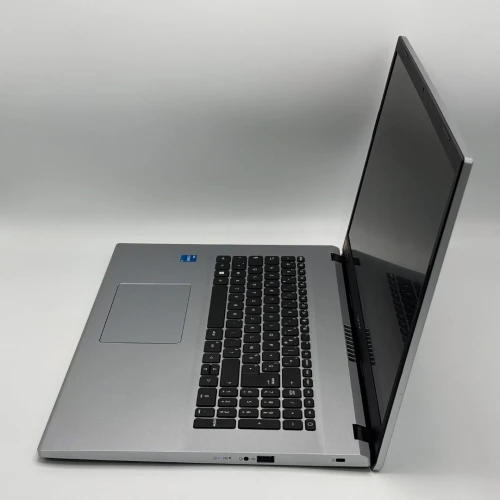ACER ASPIRE 3 / 12th I5-1235U / 8Go DDR4 / 512SSD / 17.3 FHD