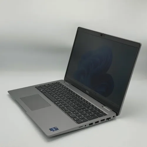 Dell Latitude 5540 / i5-1345U / 16Go DDR4 / 512 SSD / 15.6 FHD