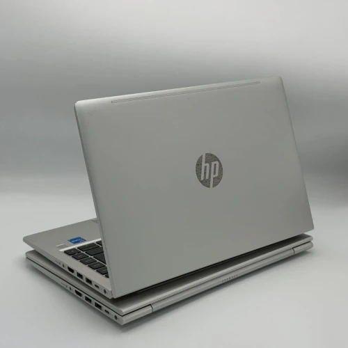 HP PROBOOK 640 G8 / 11th I5-1135G7 / 16Go DDR4 / 256SSD / 14 FHD