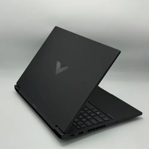 HP VICTUS O16 / 13th I7-13620H / 16Go DDR5 / 512SSD / NVIDIA RTX 4060 8Go / 16 QHD 240Hz