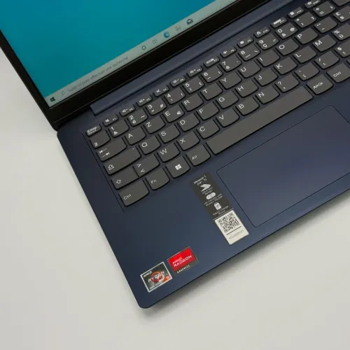 LENOVO IDEAPAD 1 / RYZEN 5 5500U / 8Go DDR4 / 256SSD / 14 FHD