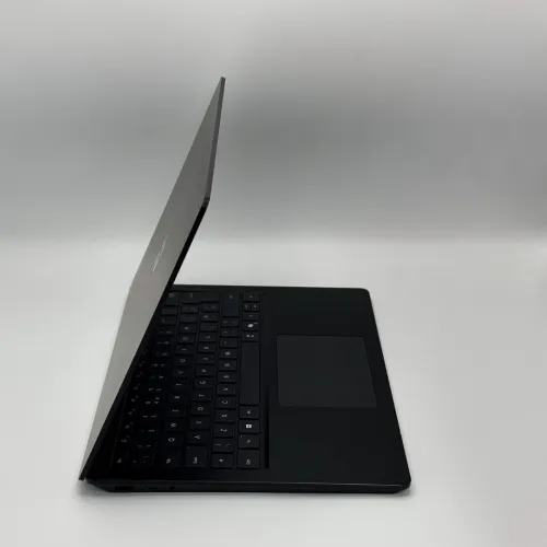 SURFACE LAPTOP 6 For Business / ULTRA 5 135H / 16Go DDR5X / 256Go SSD / 13.4 QHD Tactile