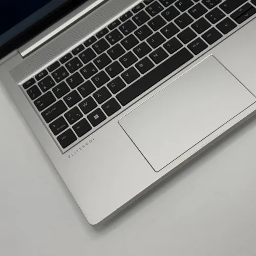 HP ELITEBOOK 650 G10 / 13th I5-1335U / 16Go DDR4 / 256SSD / 15.6 FHD
