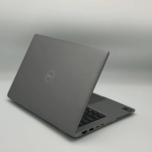 Dell Latitude 5450 / Ultra 5 135U / 16 Go DDR5 / 512 Go SSD / 14 FHD Tactile