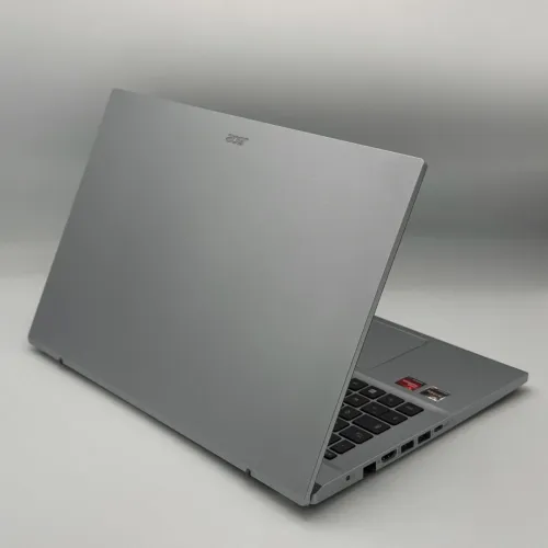 Acer Aspire 3 15 / Ryzen 7 5700U / 16 Go / 512 Go SSD / 15.6 FHD