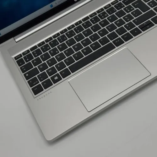 HP PROBOOK 450 G8 / 11th I5-1135G7 / 8GO DDR4 / 256SSD / 15.6 FHD