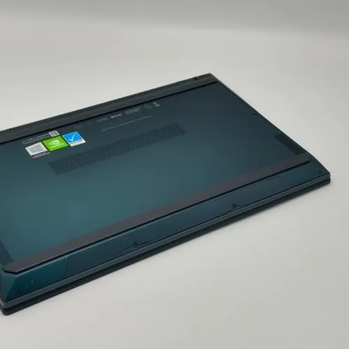 ASUS ZenBook DUO 14 Tactile / 10th I7-10510U / 16Go DDR4 / 512SSD / NVIDIA MX 250 / Double Écran 