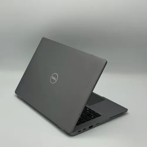 DELL LATITUDE 5330 / vPRO 12th I5-1245U / 16Go DDR4 / 256SSD / 13.3 FHD