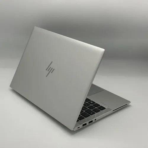 HP EliteBook 830 G8 Tactile / Intel Core i5 1145G7 / 16 Go / 256 Go SSD NVMe / 13.3 FHD