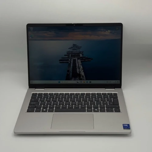 Dell Pro 14 / Ultra 5 235U / 32Go DDR5 / 256Go SSD NVMe / 14