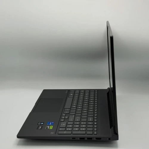 HP Victus 16 / i7-13620H / 16 Go DDR5 / RTX 4060 / 165Hz