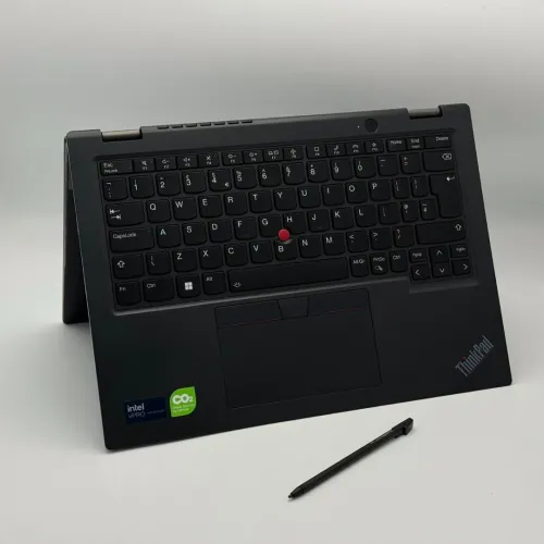 Lenovo ThinkPad L13 Yoga Gen 5 / Ultra 7 165U / 16 Go DDR5 / 512 Go SSD / Tactile x360 + Stylet