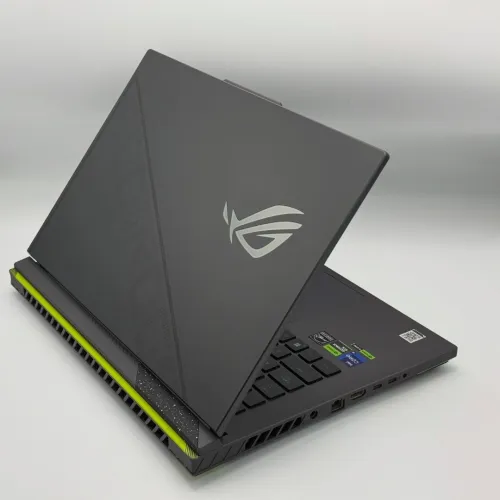 ASUS ROG Strix G16 G614 / i9-13980HX / RTX 4060 / 240Hz