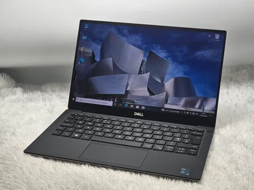 DELL XPS 13 9305 / 11th i7-1165G7 / 16Go DDR4 / 512GO SSD / 13.3" FHD