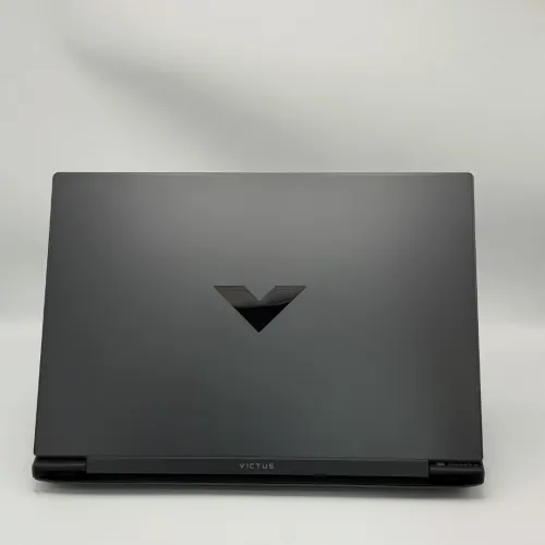 HP Victus 16 Gaming / i7-13620H / RTX 4060 / QHD 240Hz