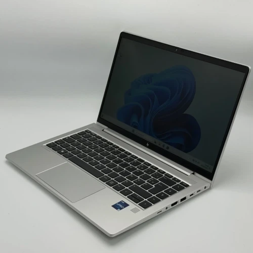 HP EliteBook 640 G10 Tactile / i5-1345U / 16 Go DDR4 / 512Go SSD / 14 FHD