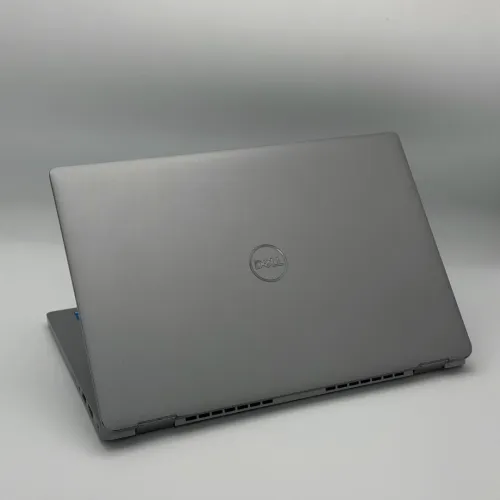Dell Latitude 5330 / i5-1235U / 16 Go / 256 Go SSD / Tactile