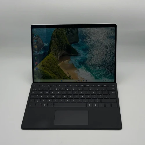Microsoft Surface Pro 10 for Business / Ultra 7 165U / 16 Go DDR5 / 256 Go SSD / PixelSense 120Hz