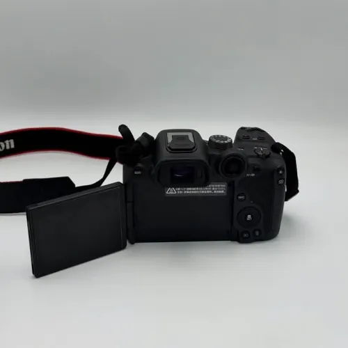 CAMERA CANON R7 + ADAPTER + OBJECTIF TAMRON 28-75mm + 128GO (2x64) SD LEXAR