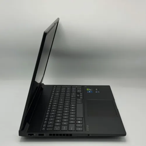 HP Victus 16  i7 13620H / 16 Go DDR5 / 512 Go SSD / RTX 4060 8 Go / 16 QHD 240 Hz