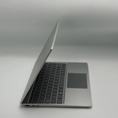 Microsoft Surface Laptop Go 2