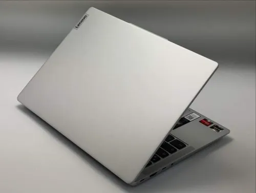 LENOVO IDEAPAD SLIM 5 14 OLED / AMD RYZEN 7 7730U / 16Go DDR4 / 1TO SSD / 14 FHD+ OLED
