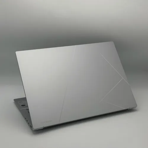 ASUS Zenbook 14 OLED 3K 120Hz / Ultra 9 / 32 Go / 1 To SSD  Ultra Premium