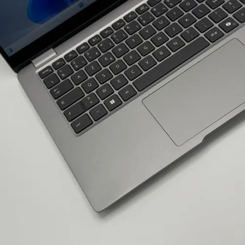 Dell Latitude 5350 x360 / i7-1365U / 32Go DDR5 / 512Go SSD / 13.3 FHD Tactile