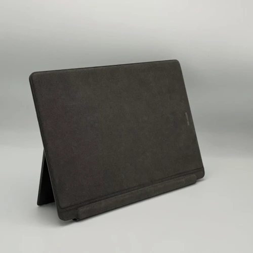 Microsoft Surface Pro 9 / i5-1245U / 16Go DDR5 / 256Go SSD / 13 Tactile