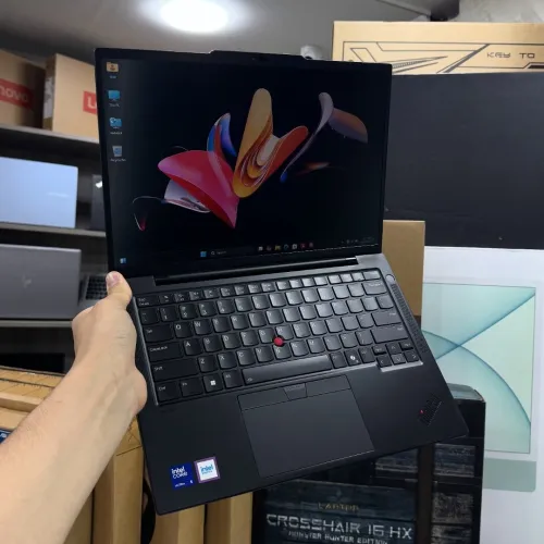 LENOVO THINKPAD T14s Gen 5 / ULTRA 5 / 16Go DDR5 / 512SSD / 14 FHD+