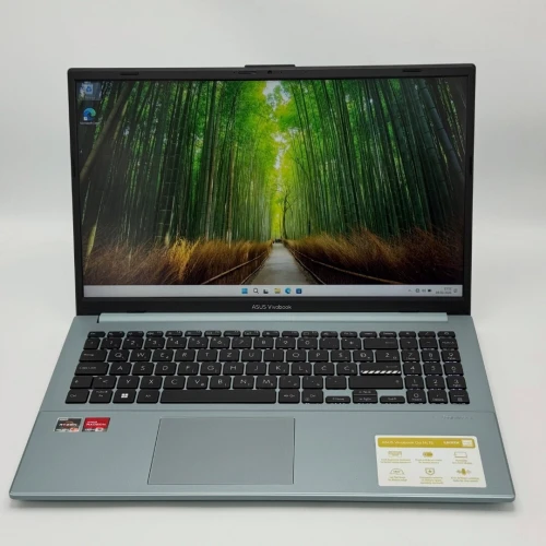 ASUS VivoBook Go 15 / Ryzen 5 7520U / 16 Go DDR5 / 512 Go SSD / 15.6 FHD