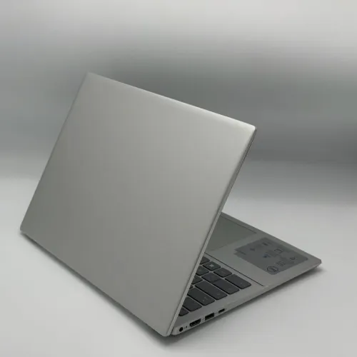Dell Inspiron 14 5435 / Ryzen 5 7530U / 8 Go / 1 To SSD / 14 FHD
