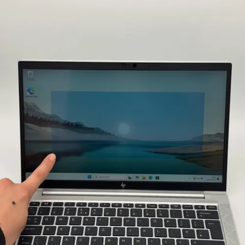 HP ELITEBOOK 830 G8 Tactile / 11th i5-1135G7 / 16Go DDR4 / 256SSD / 13.3 FHD