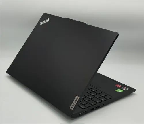 LENOVO THINKPAD E16 / RYZEN 5 7530U / 16GO DDR4 / 256Go SSD / 16 FHD+ WUXGA