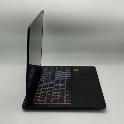 HP OMEN TRANSCEND O14 / ULTRA 9 185H / NVIDIA RTX 4070 8Go / 32Go DDR5 / 1TO SSD / 14 OLED 3k 120Hz