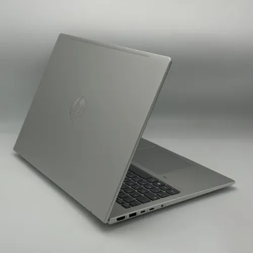 HP PROBOOK 460 G11 / ULTRA 5 125U / 16Go DDR5 / 512SSD / 16 FHD+