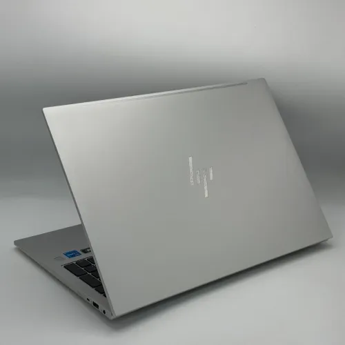 HP ELITEBOOK 860 G9 / 12th I5-1235U / 8Go DDR5 / 256SSD / 16 FHD+