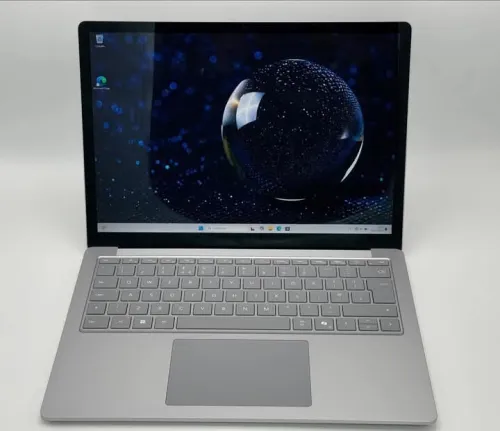 SURFACE LAPTOP 6 For Business / ULTRA 5 135H / 16Go DDR5X / 256Go SSD / 13.4 QHD