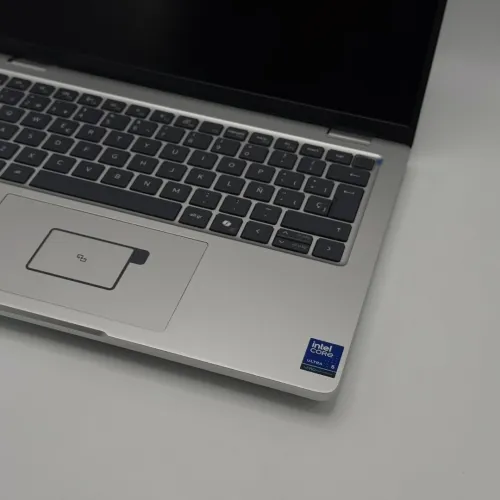 DELL PRO 14 Plus Tactile / Gen2 ULTRA 5 235U / 32Go DDR5 / 512SSD / 14 FHD+